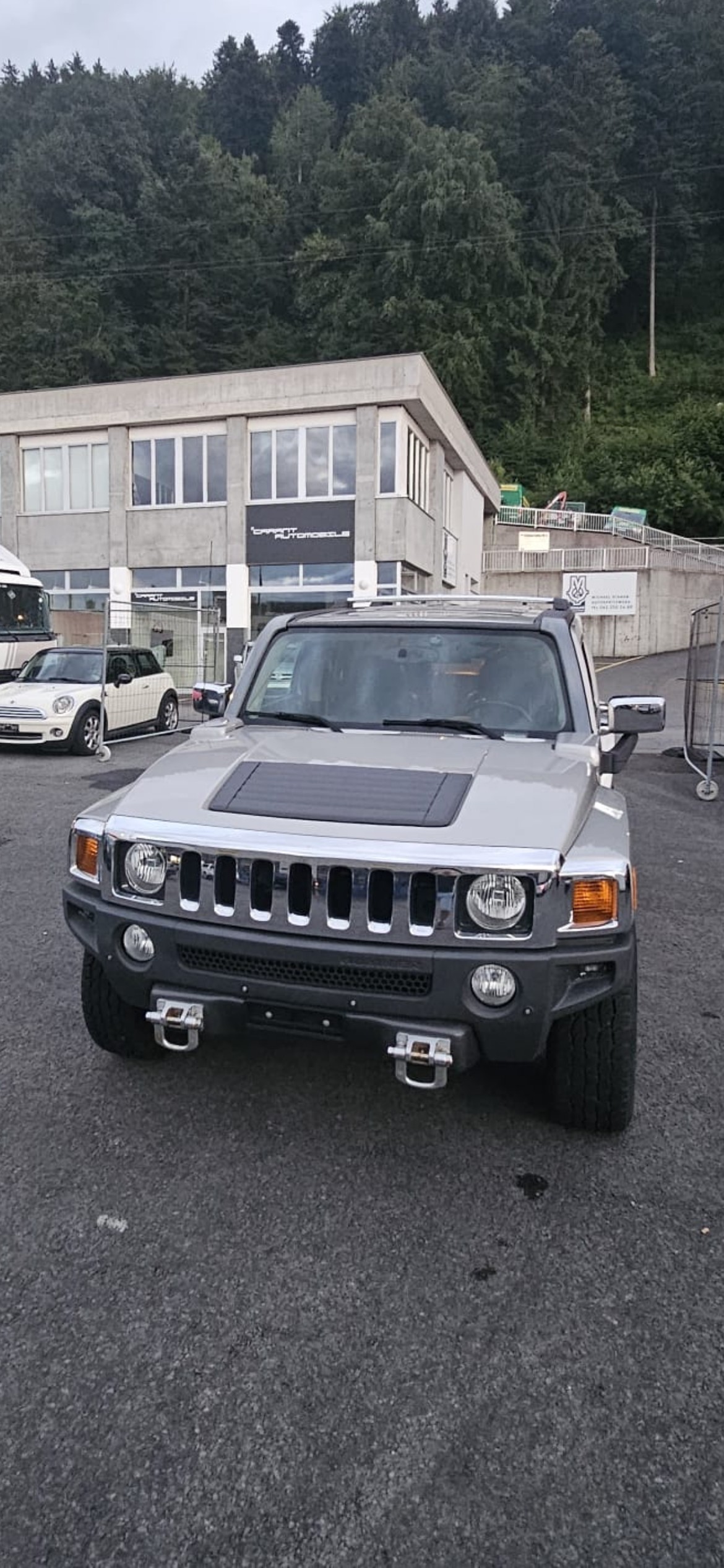 HUMMER H3 3.5 Luxury-image-1