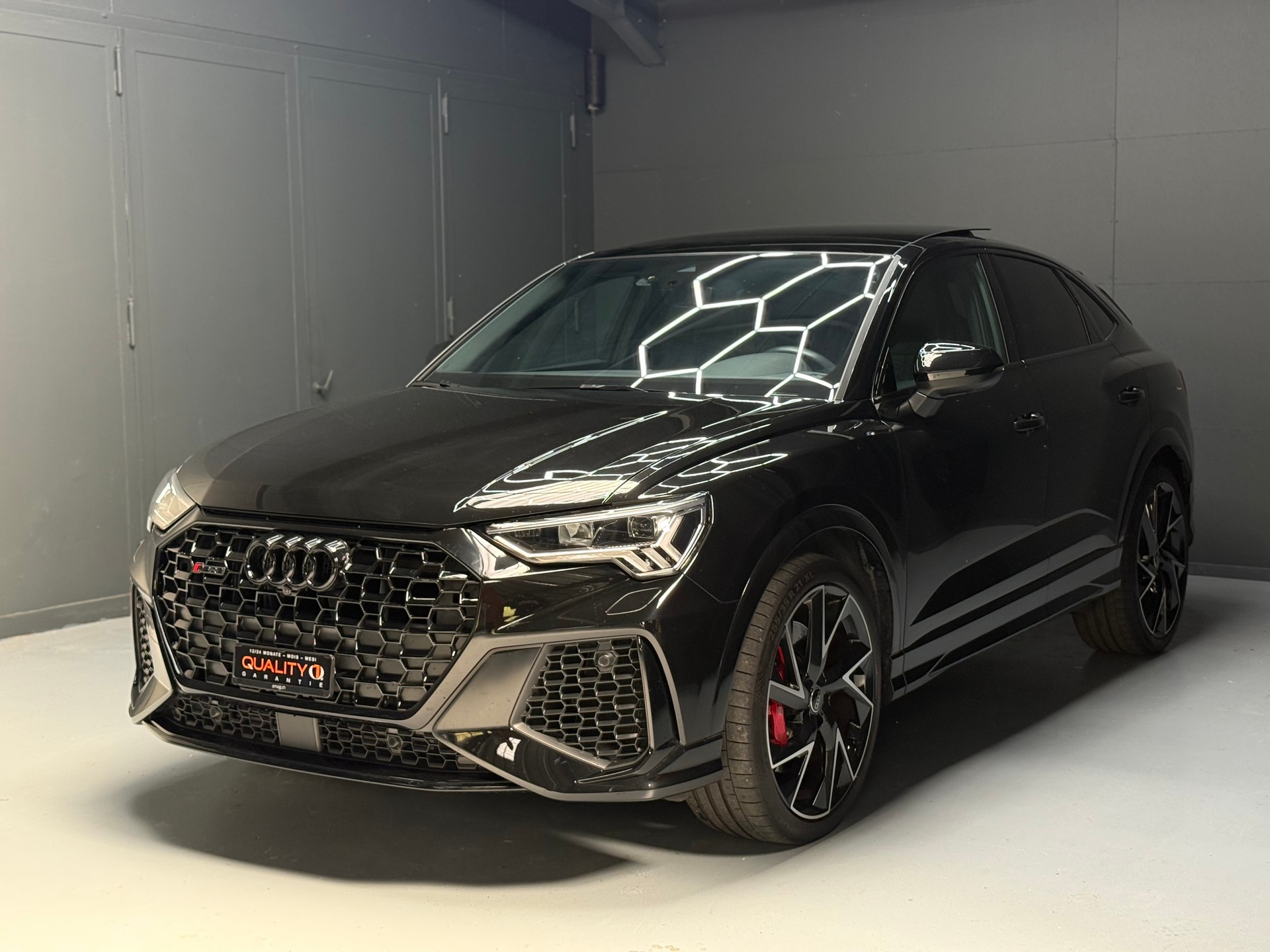 AUDI RS Q3 Sportback quattro S tronic-image-0