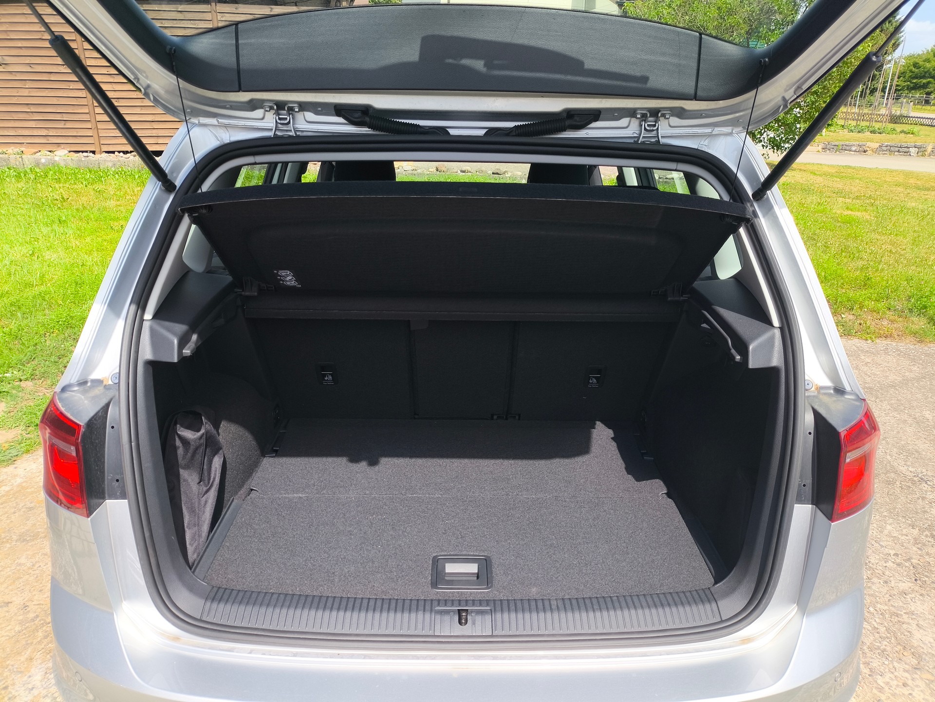 VW Golf Sportsvan 1.4 TSI Lounge DSG-image-15