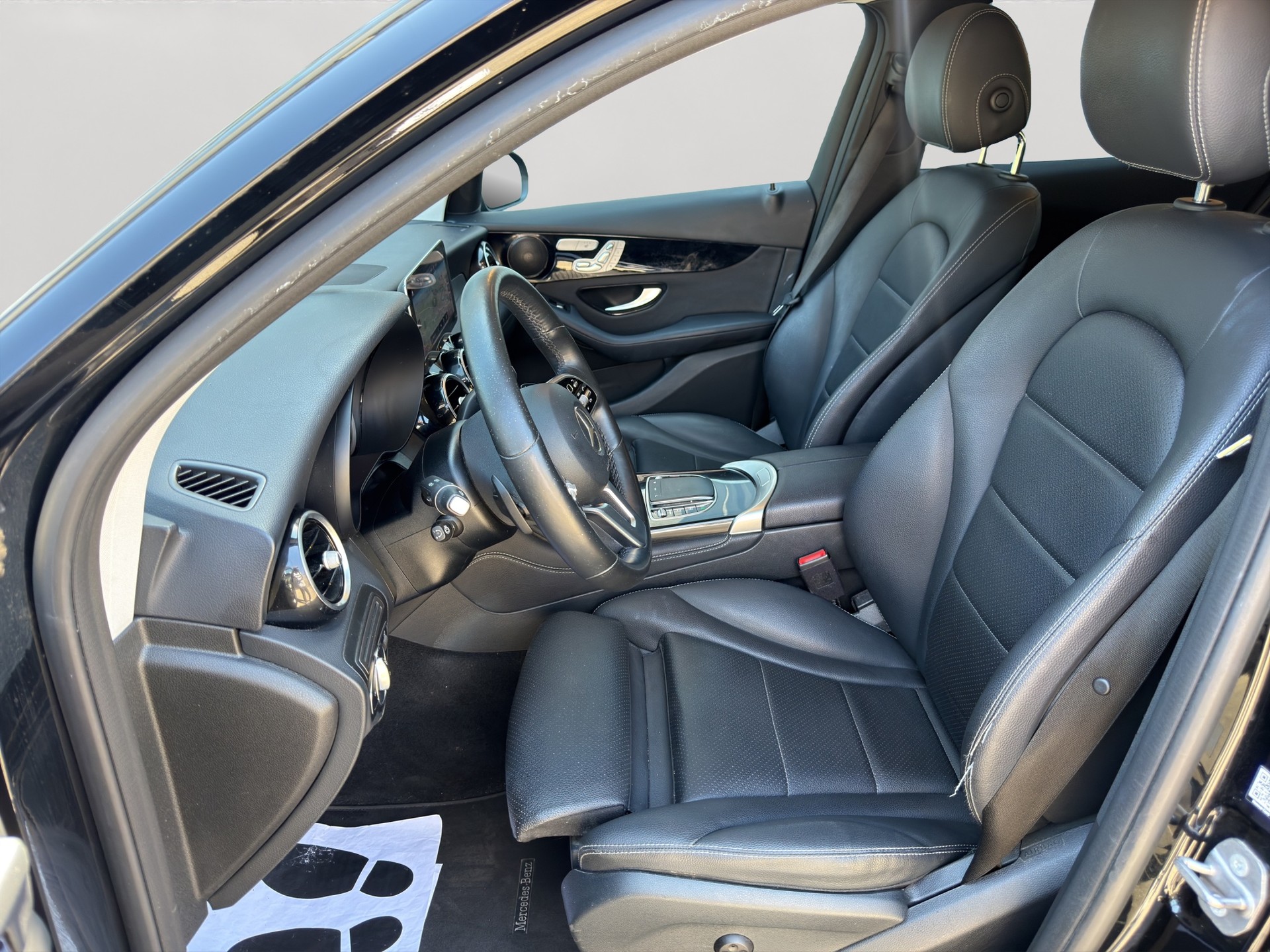 MERCEDES-BENZ GLC 200 4Matic 9G-Tronic-image-3