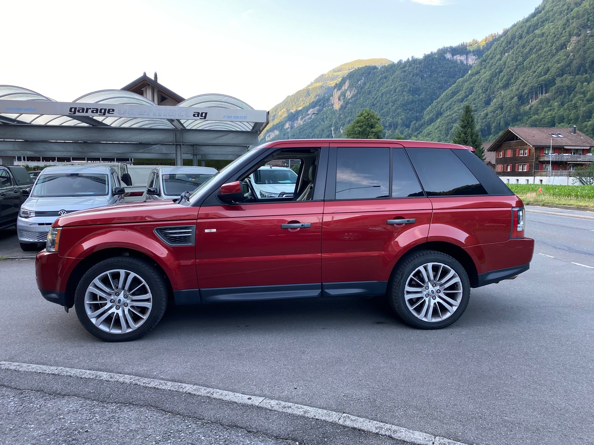 LAND ROVER Range Rover Sport 3.0 TDV6 HSE Automatic-image-0