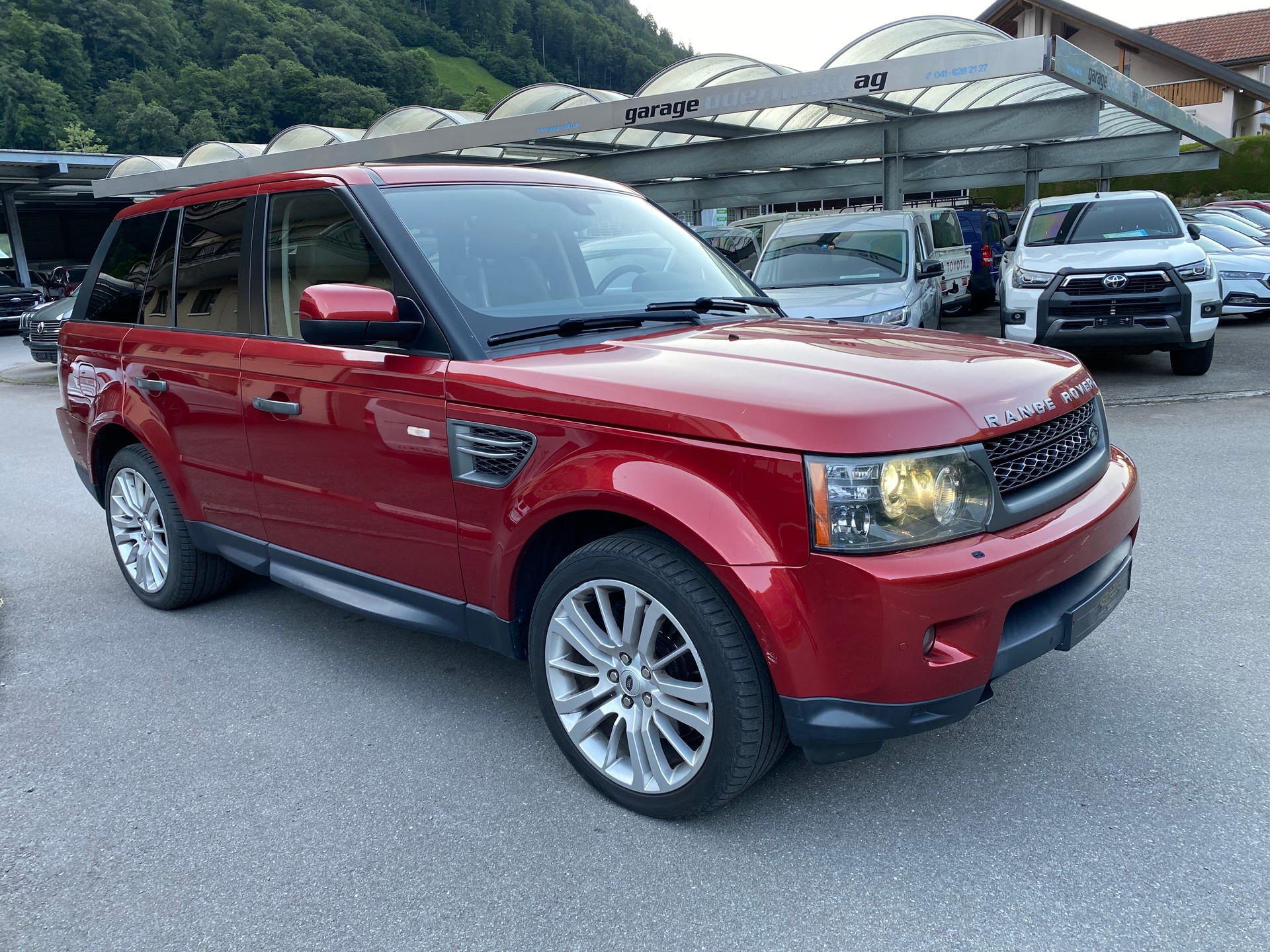 LAND ROVER Range Rover Sport 3.0 TDV6 HSE Automatic-image-12