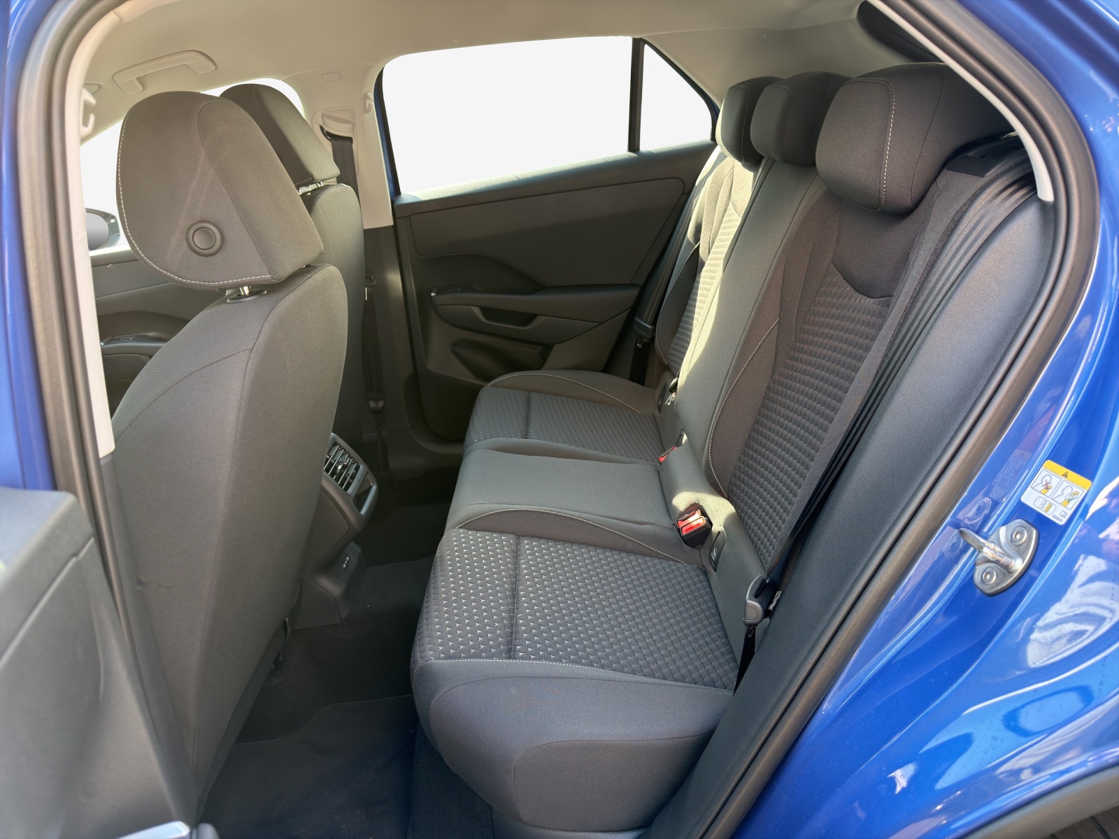 VW T-Roc 1.5 eTSI mHEV Trend DSG-image-11