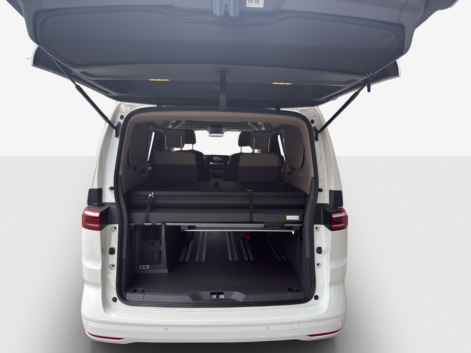 VW California eHybrid Beach Tour Liberty 4Motion-image-12