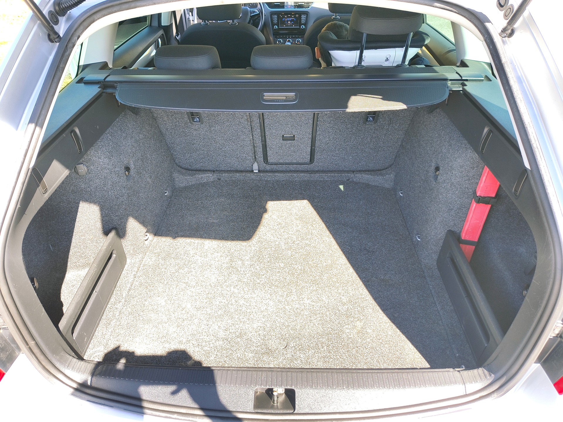 SKODA 1.6 TDI 110 Fresh 4x4-image-5