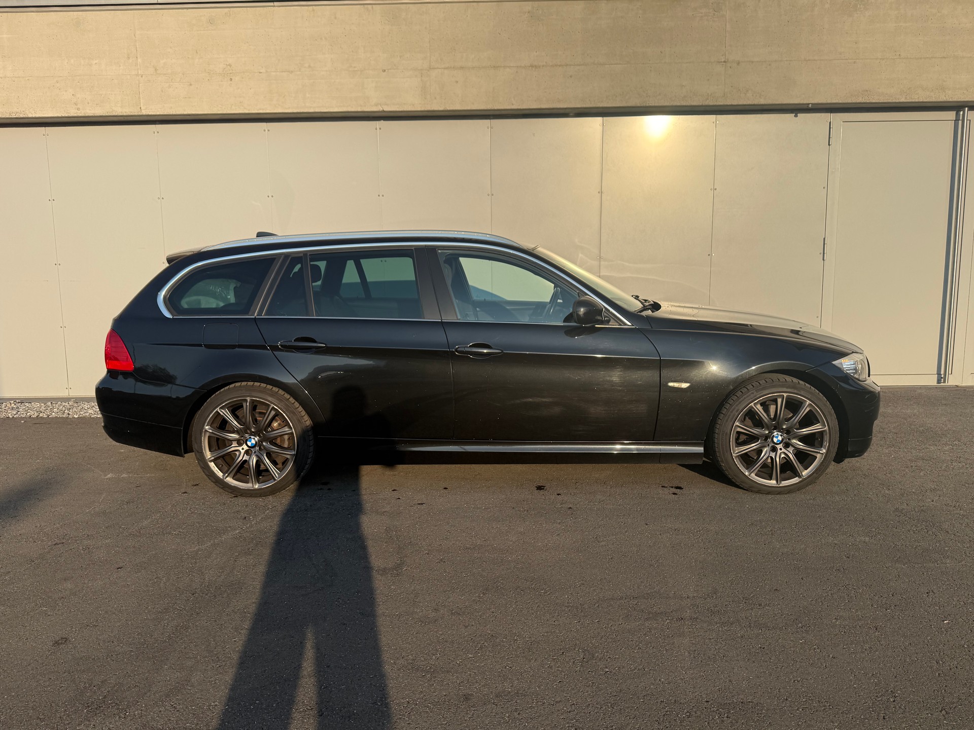 BMW 320d xDrive Touring Steptronic-image-6