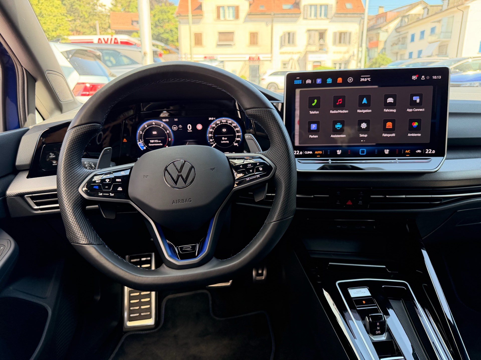 VW Golf R 2.0 TSI 333 PS 4MOTION *** AKRAPOVIC ABGAS & LEDER NAPPA ***-image-9