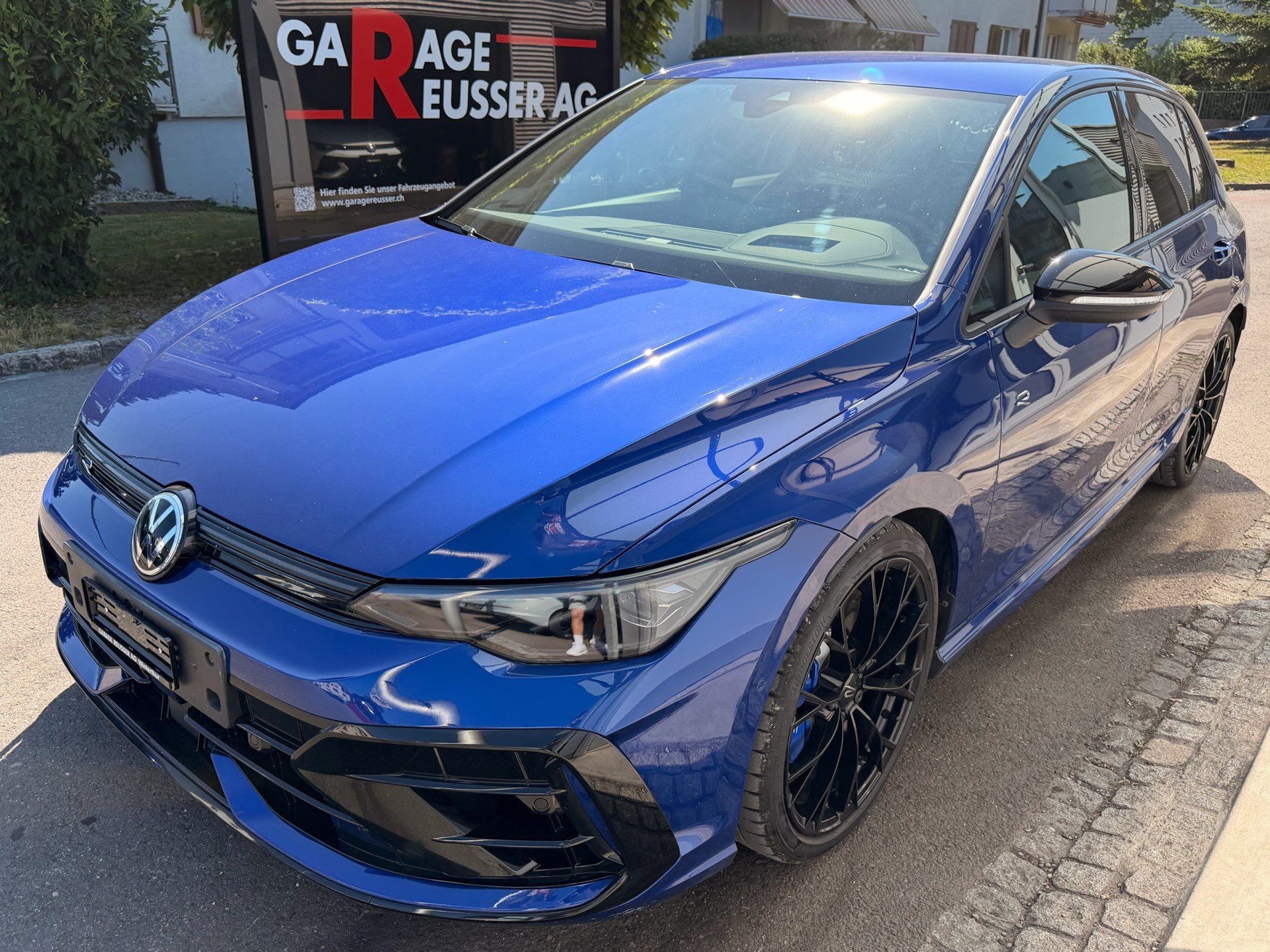 VW Golf R 2.0 TSI 333 PS 4MOTION *** AKRAPOVIC ABGAS & LEDER NAPPA ***-image-0