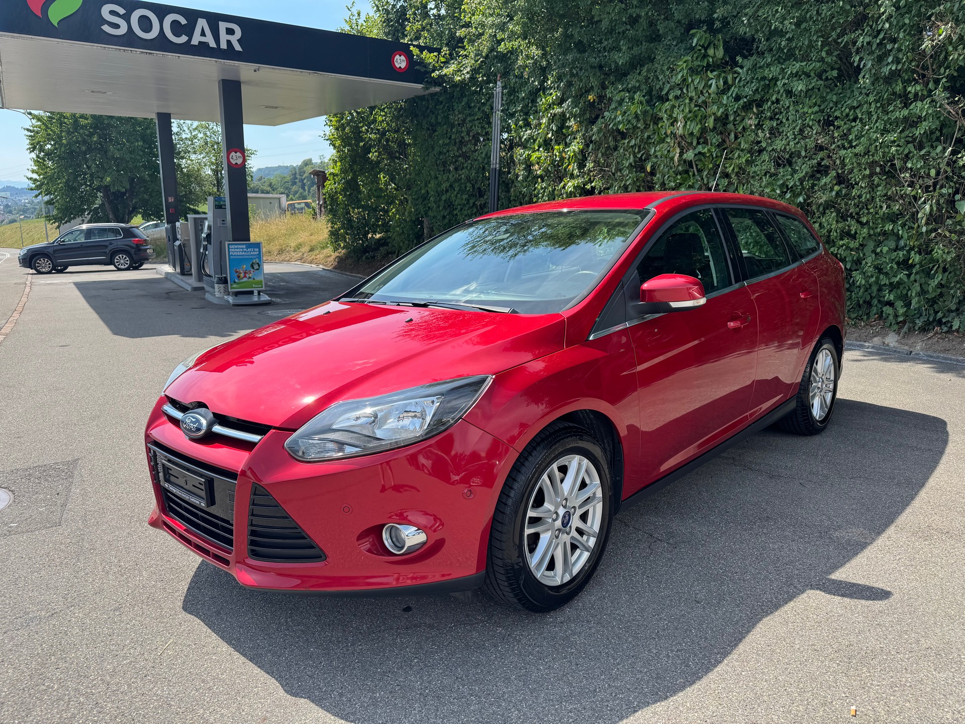 FORD Focus 1.6 SCTi Titanium-image-1
