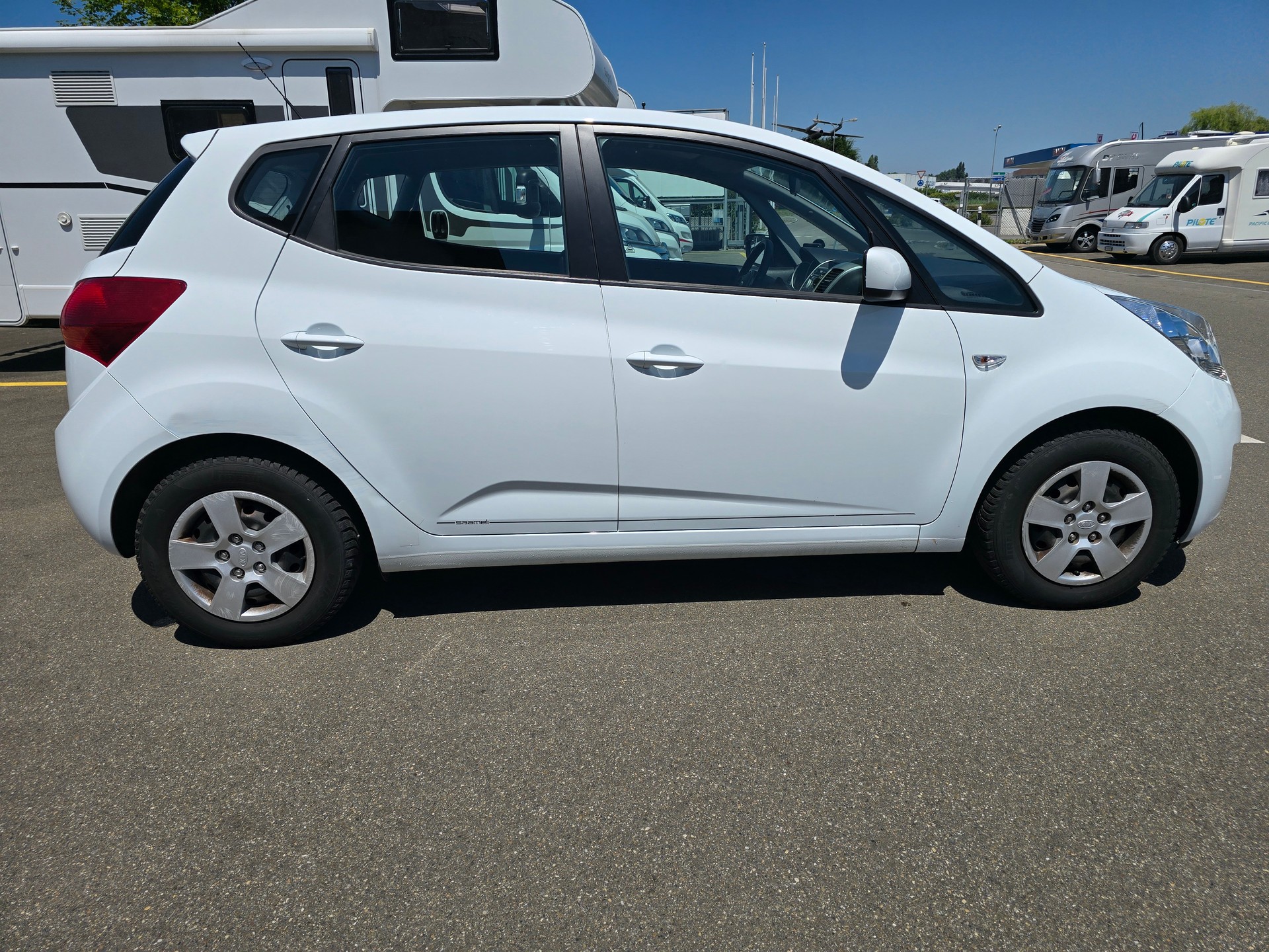 KIA Venga 1.6 CVVT Style Automatic-image-6