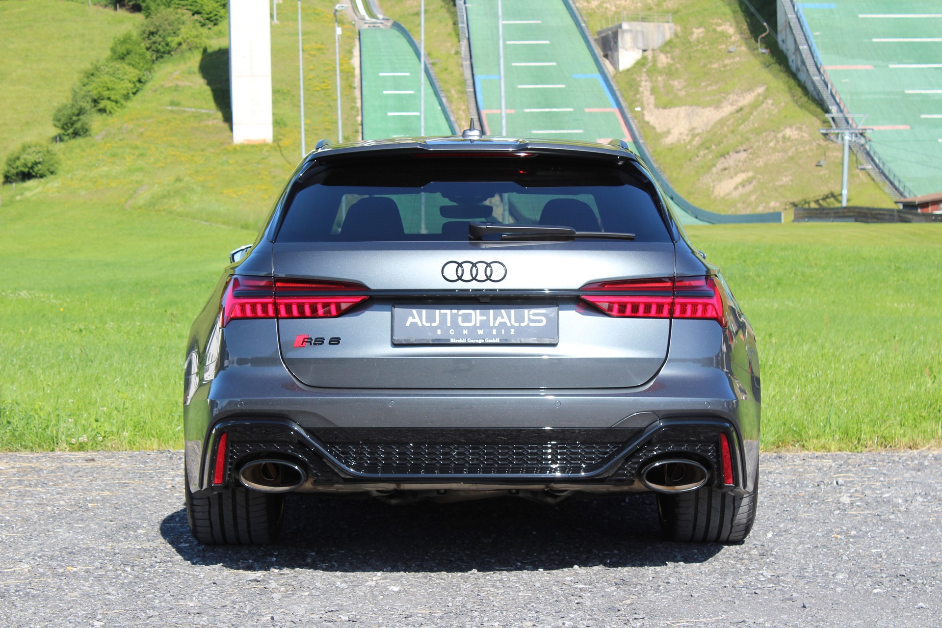 AUDI RS6 Avant 4.0 TFSI V8 quattro-image-5