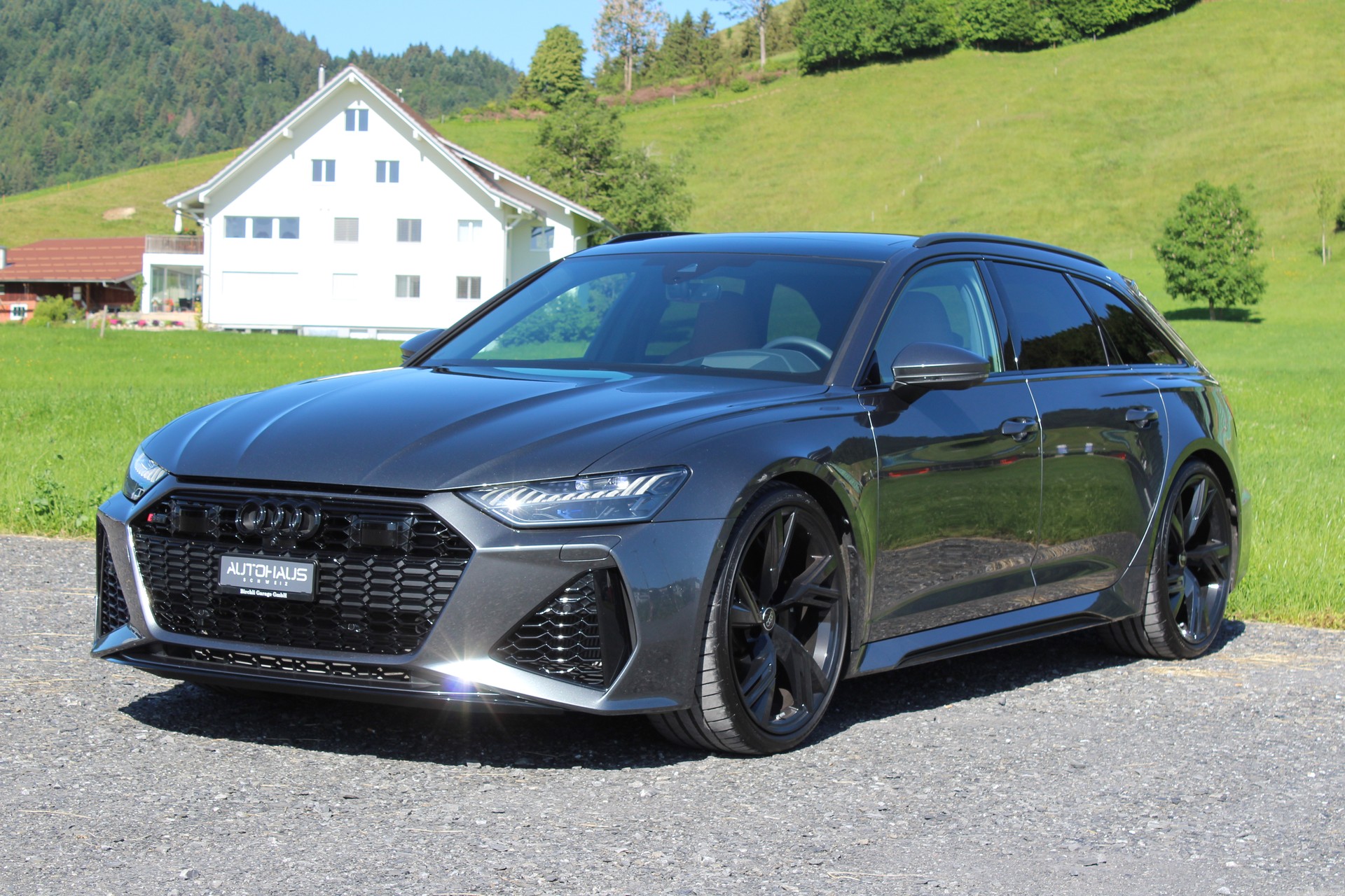 AUDI RS6 Avant 4.0 TFSI V8 quattro-image-0