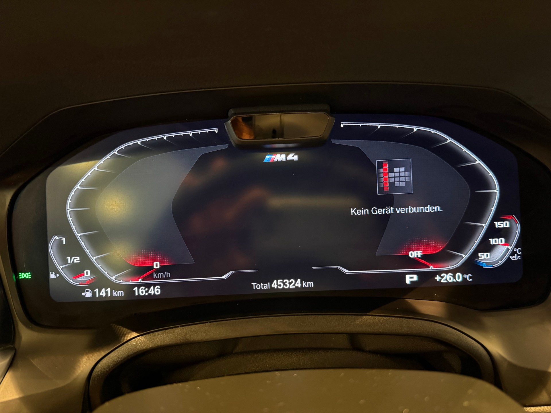 BMW M4 Competition xDrive Coupé-image-19