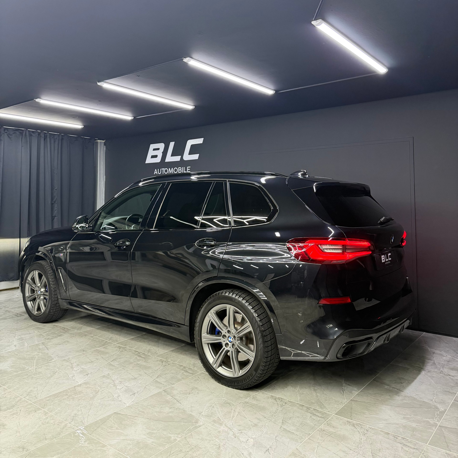BMW X5 xDrive45e M Sport Steptronic-image-4