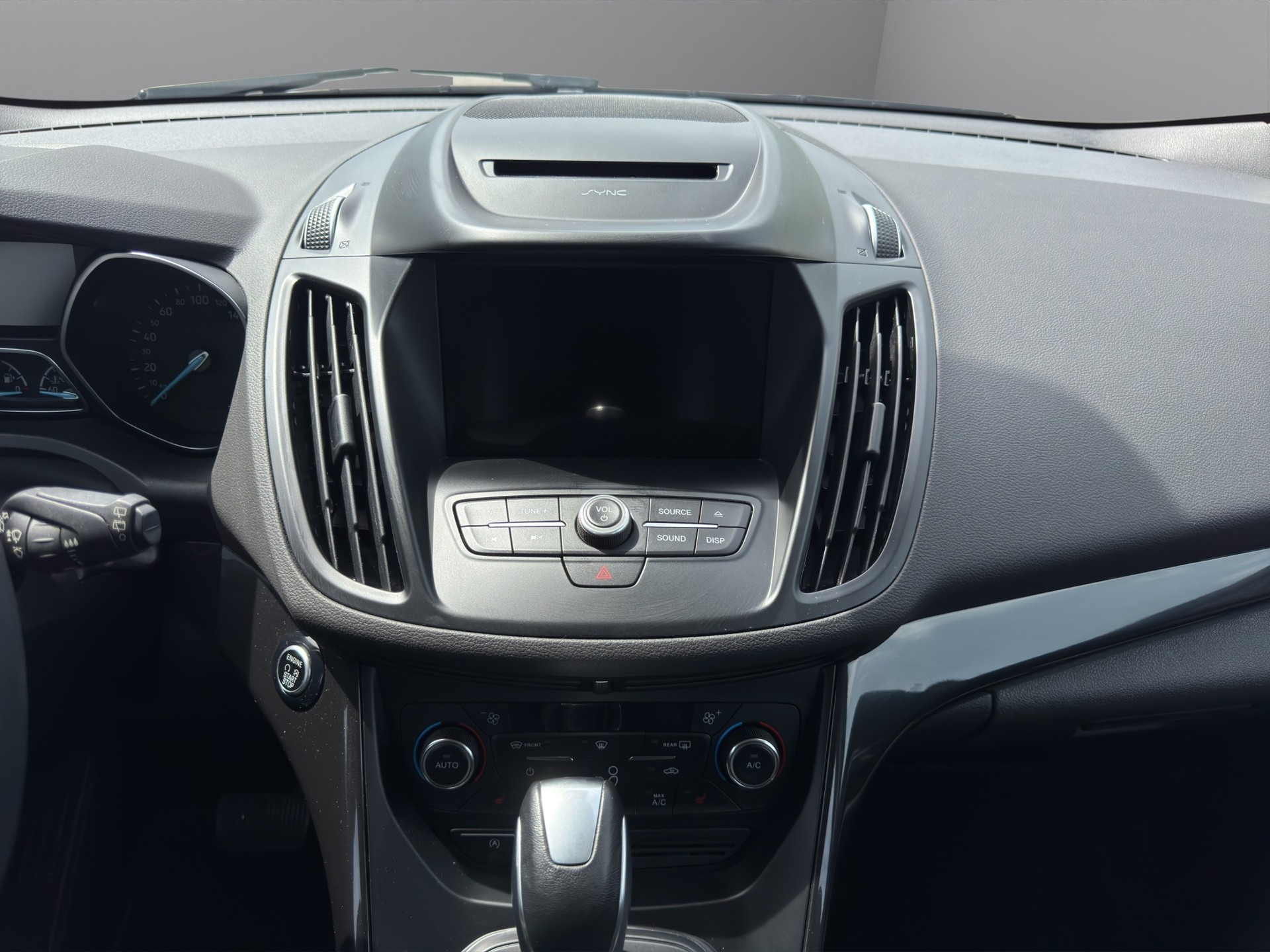 FORD Kuga 2.0 TDCi Titanium 4WD PowerShift-image-13