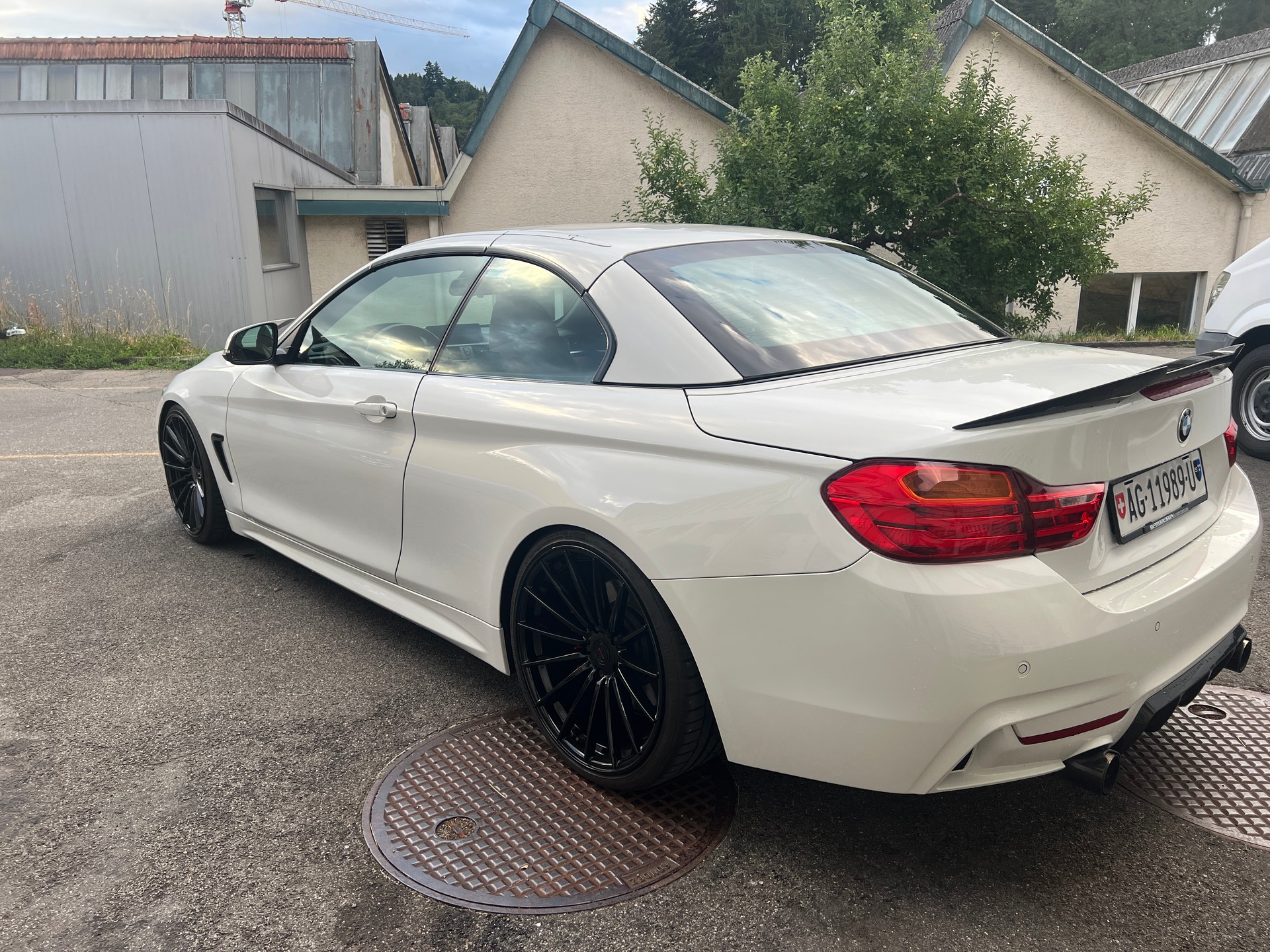 BMW 435i Cabriolet Sport Line-image-10