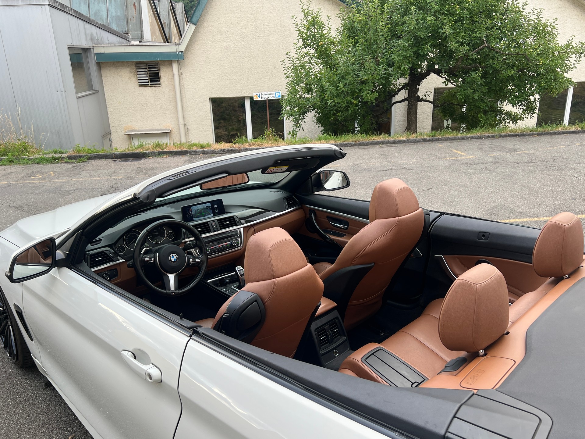 BMW 435i Cabriolet Sport Line-image-11