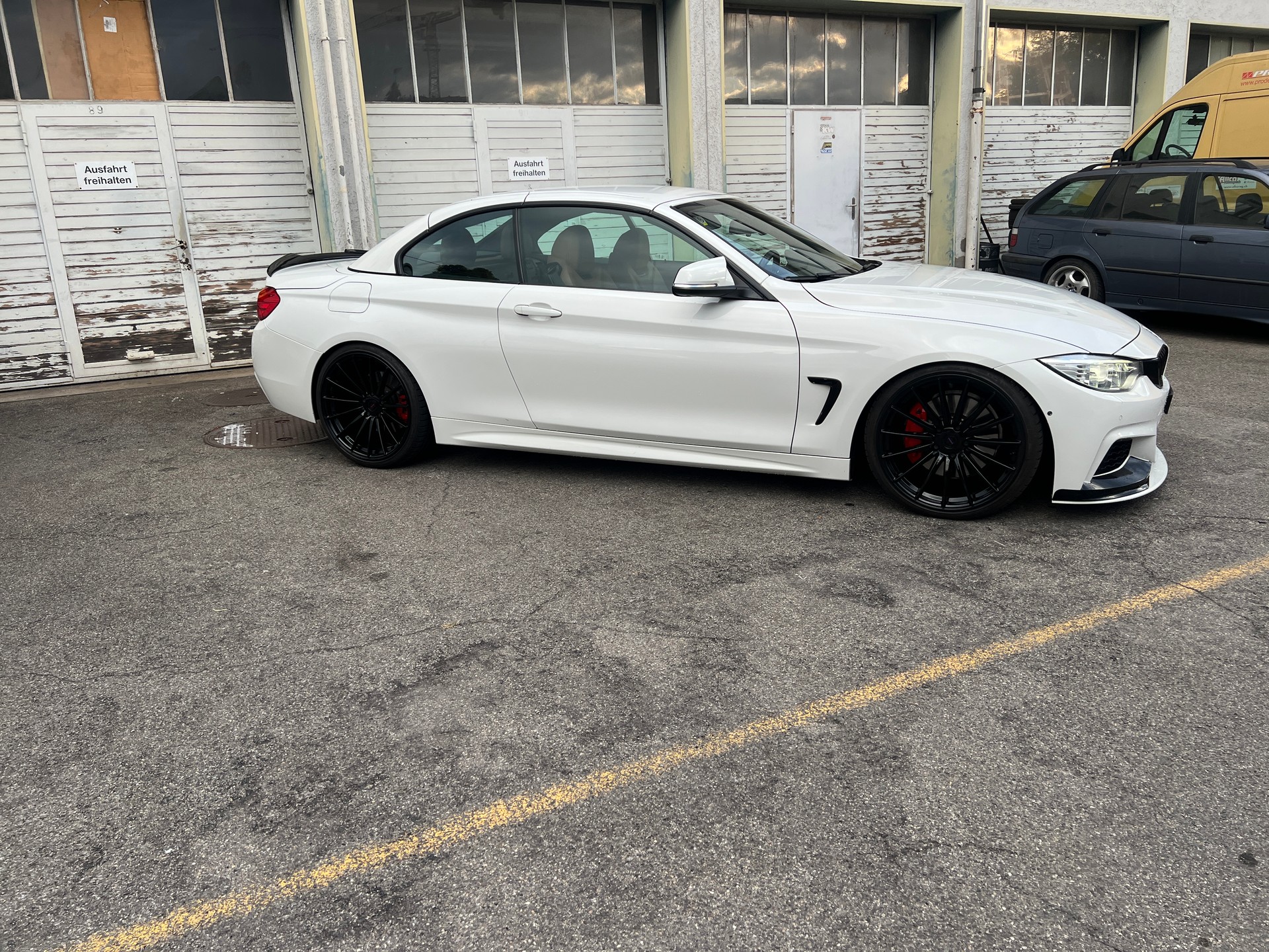 BMW 435i Cabriolet Sport Line-image-5