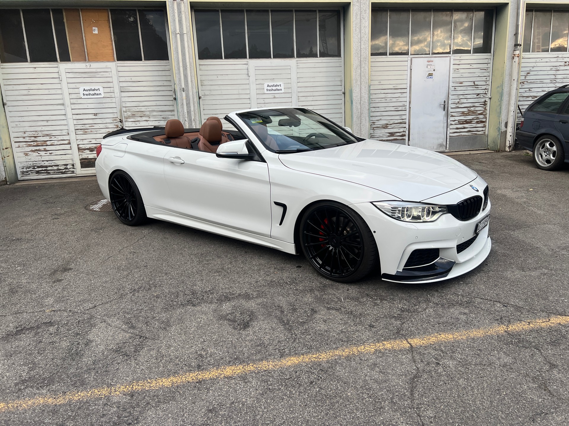 BMW 435i Cabriolet Sport Line-image-2