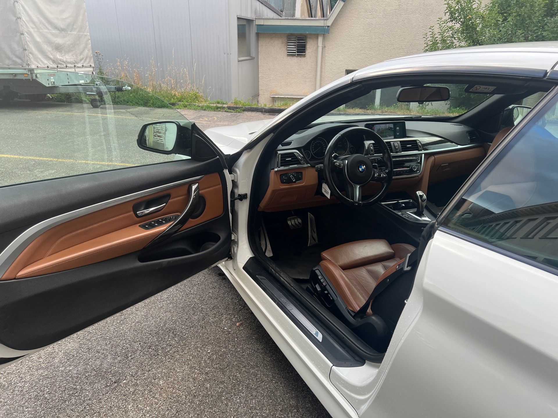 BMW 435i Cabriolet Sport Line-image-13
