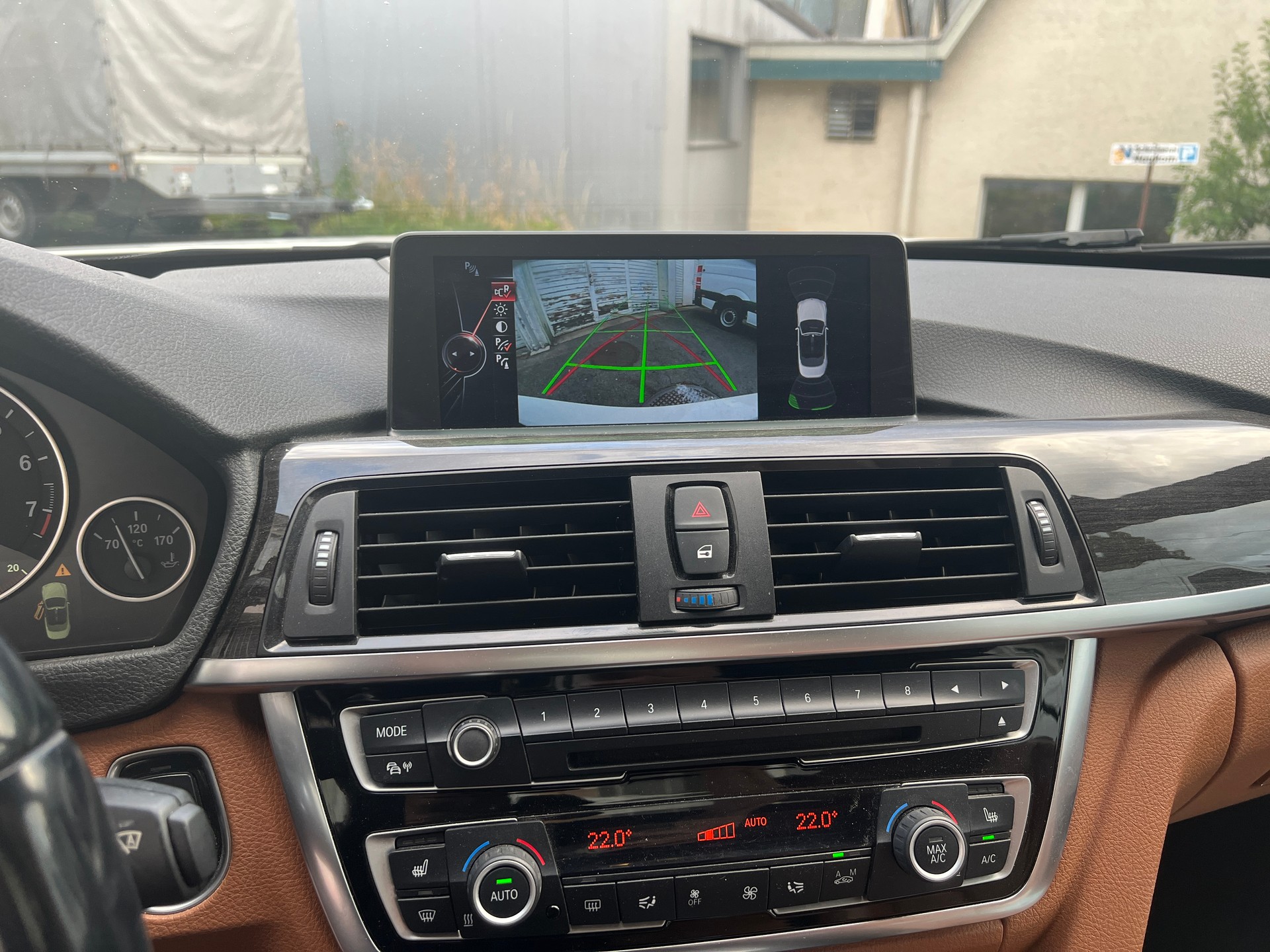 BMW 435i Cabriolet Sport Line-image-14