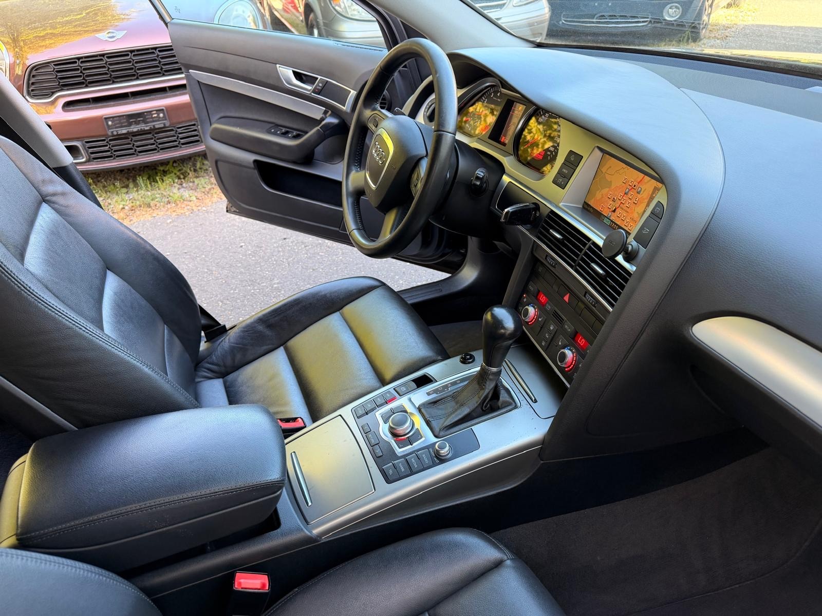 AUDI A6 Avant 2.8 V6 FSI multitronic-image-10