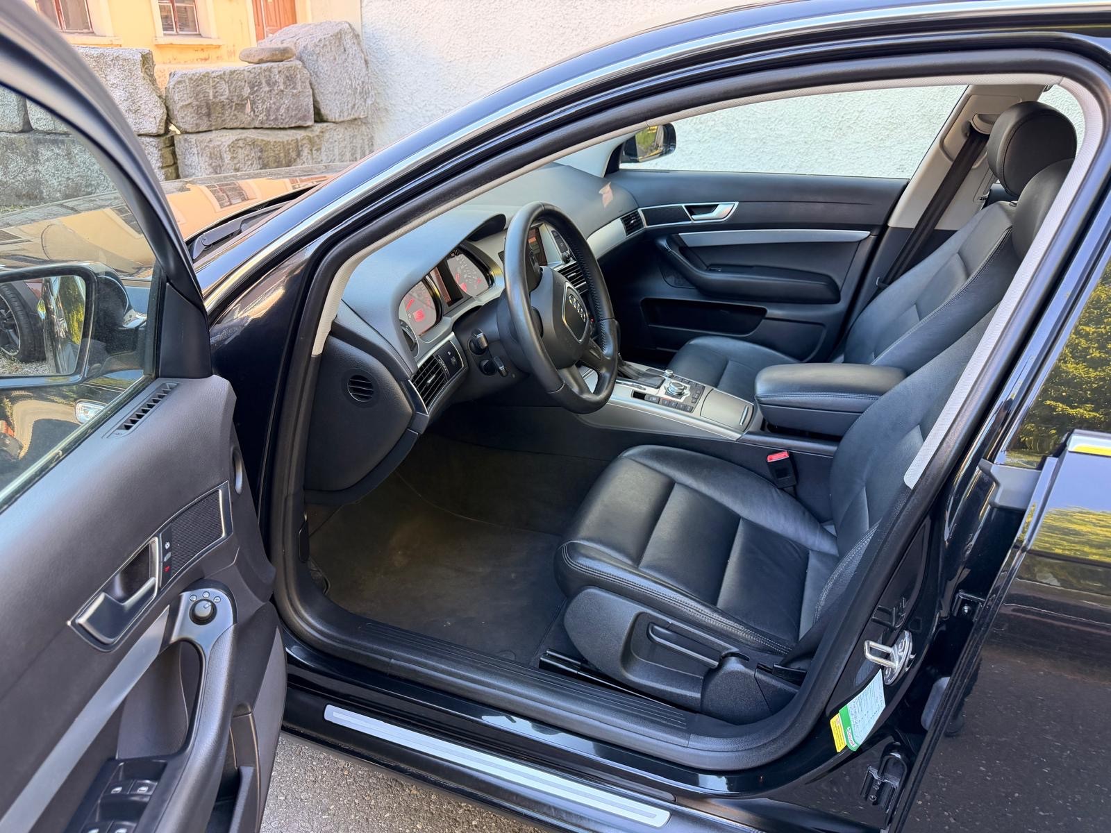 AUDI A6 Avant 2.8 V6 FSI multitronic-image-5