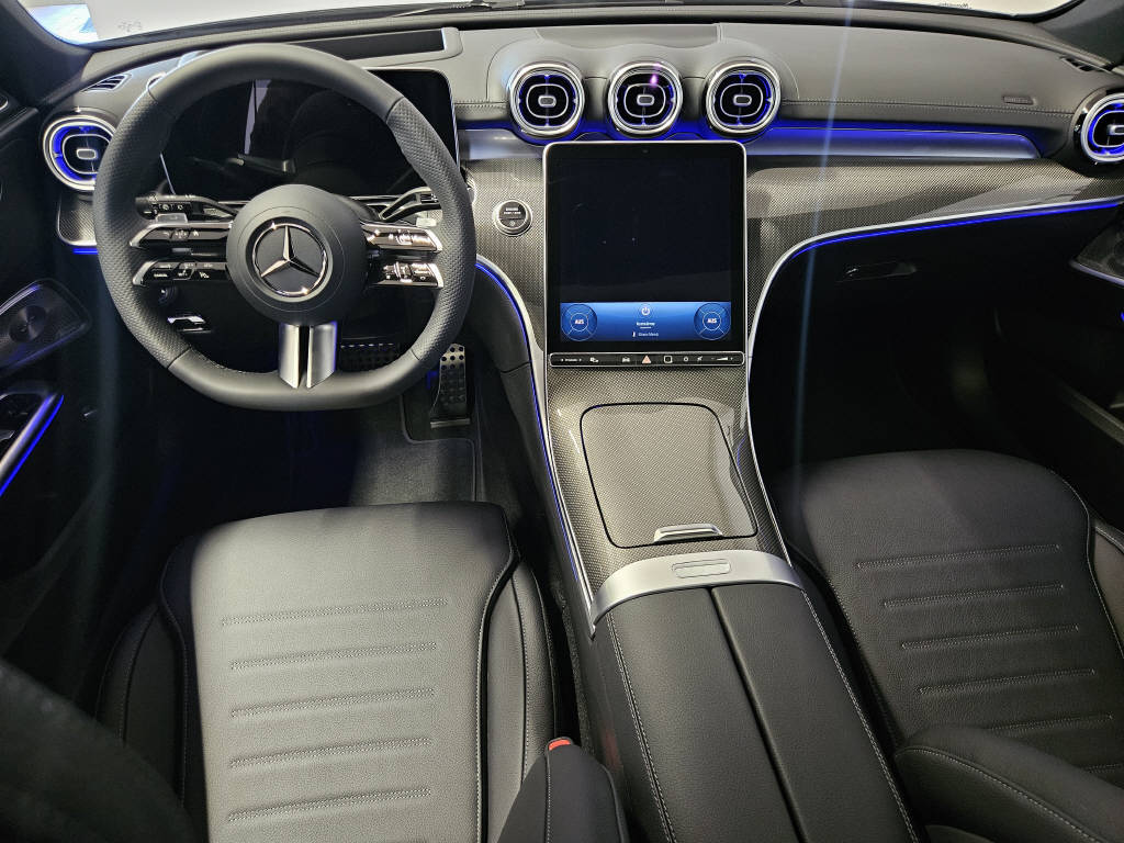 MERCEDES-BENZ C 220 d 4Matic AMG Line Kombi Swiss Star-image-7