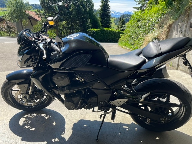 KAWASAKI Z 750 ABS-image-2