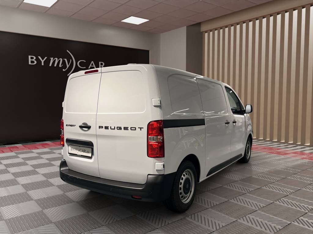 PEUGEOT Expert 2.0 BlueHDi 145 S&S Standard-image-4