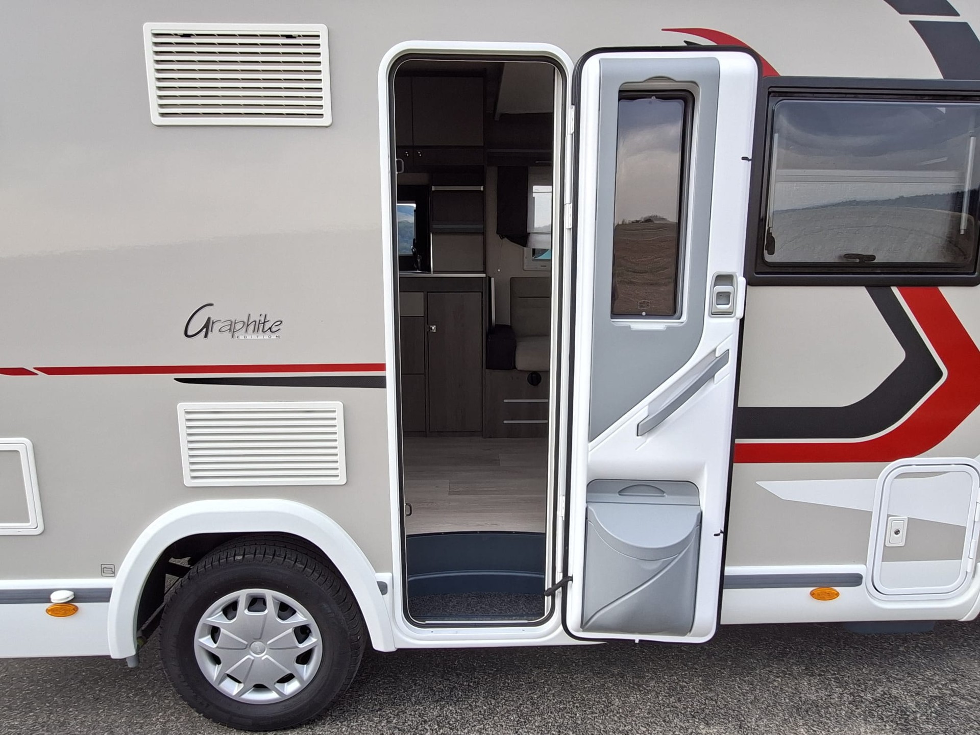 FORD Graphite 260-image-8