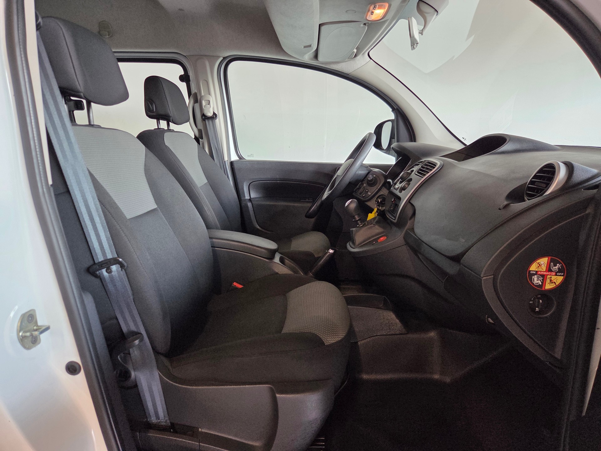 RENAULT Kangoo Kombi 1.5 Blue dCi 80 Life-image-14