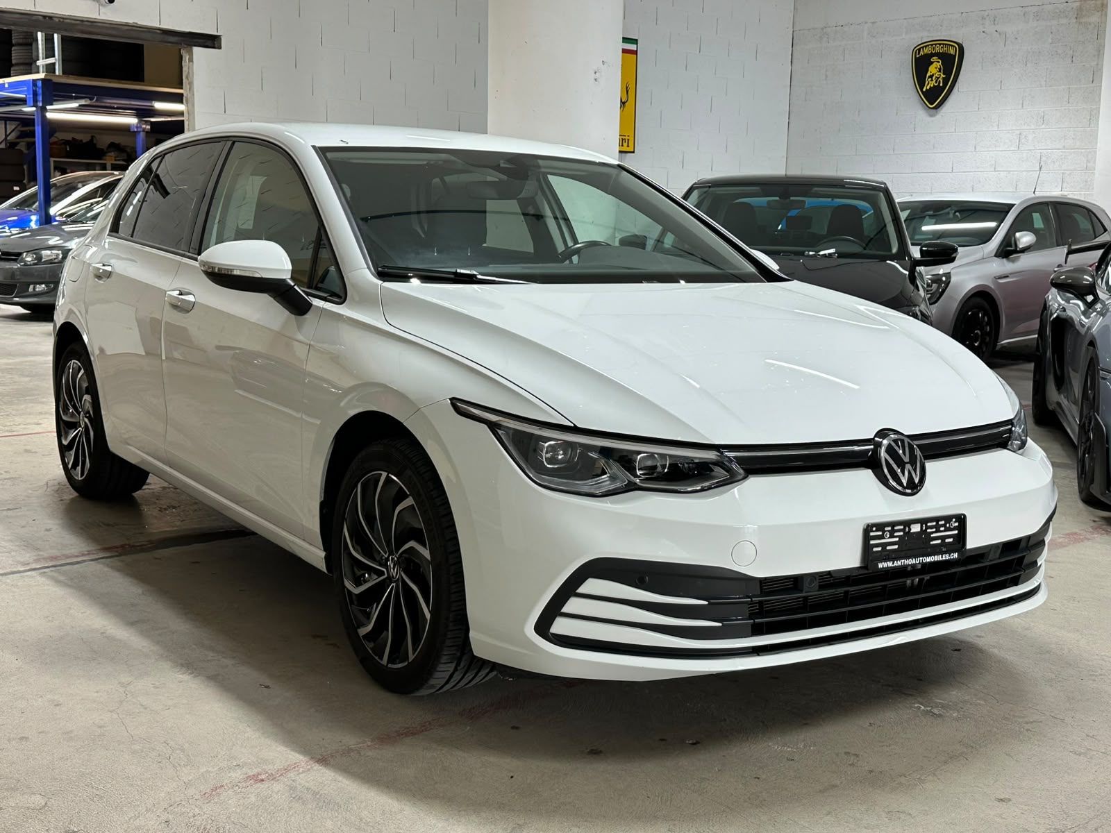 VW Golf 1.5 TSI ACT Life-image-2