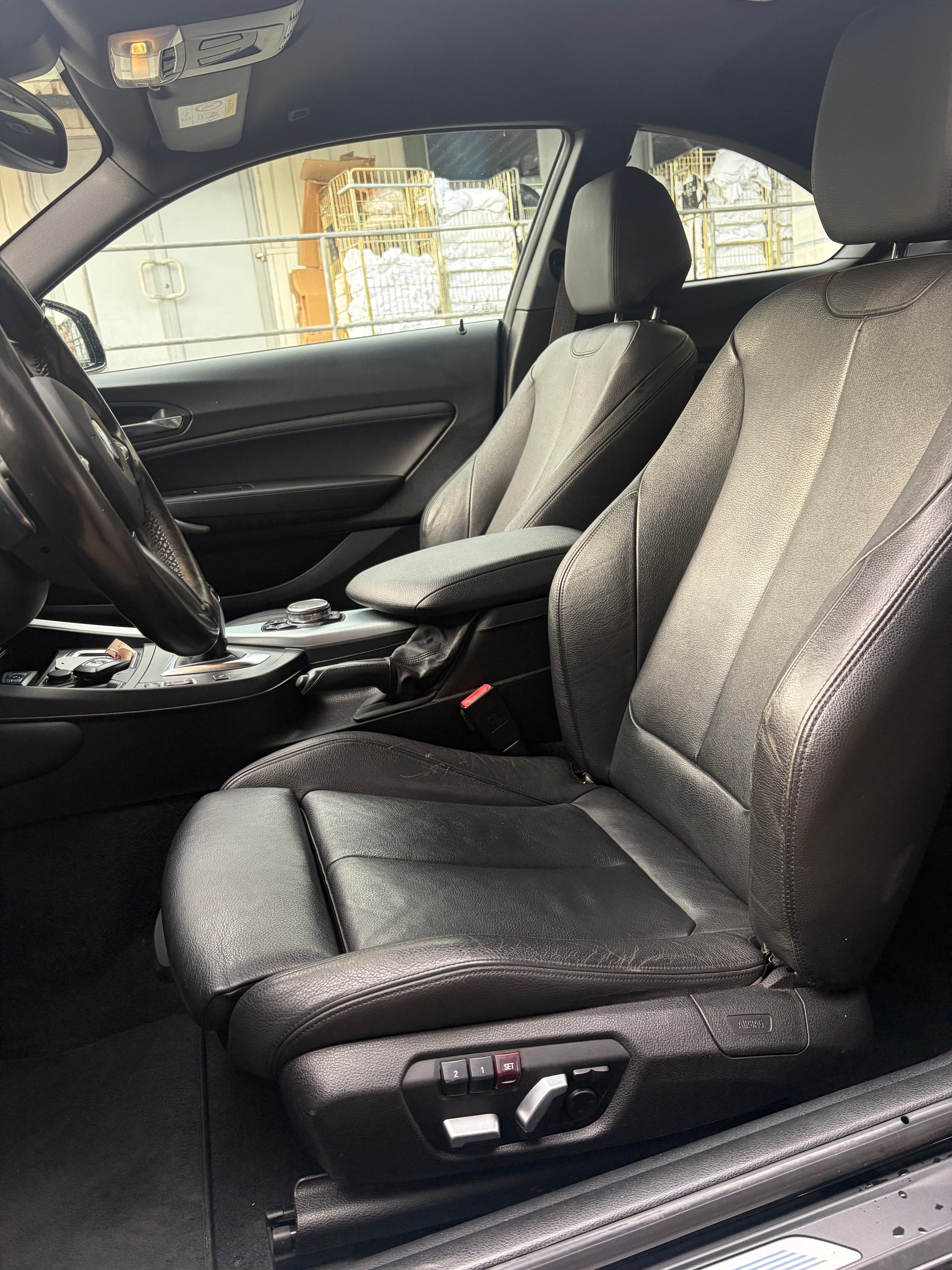 BMW M235i xDrive Steptronic-image-5