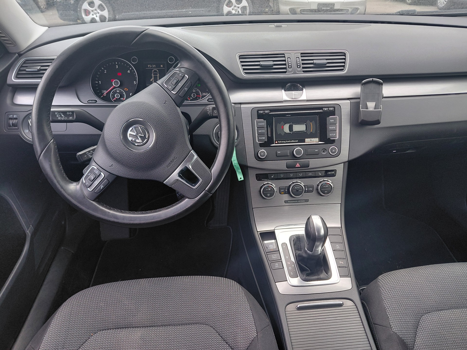 VW Passat Variant 2.0 TDI BMT Comfortline DSG-image-7