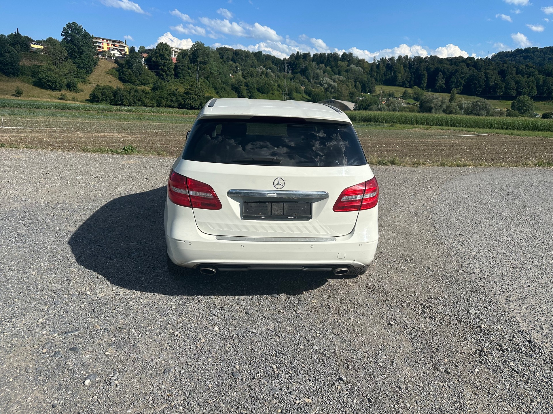 MERCEDES-BENZ B 180 7G-DCT-image-6