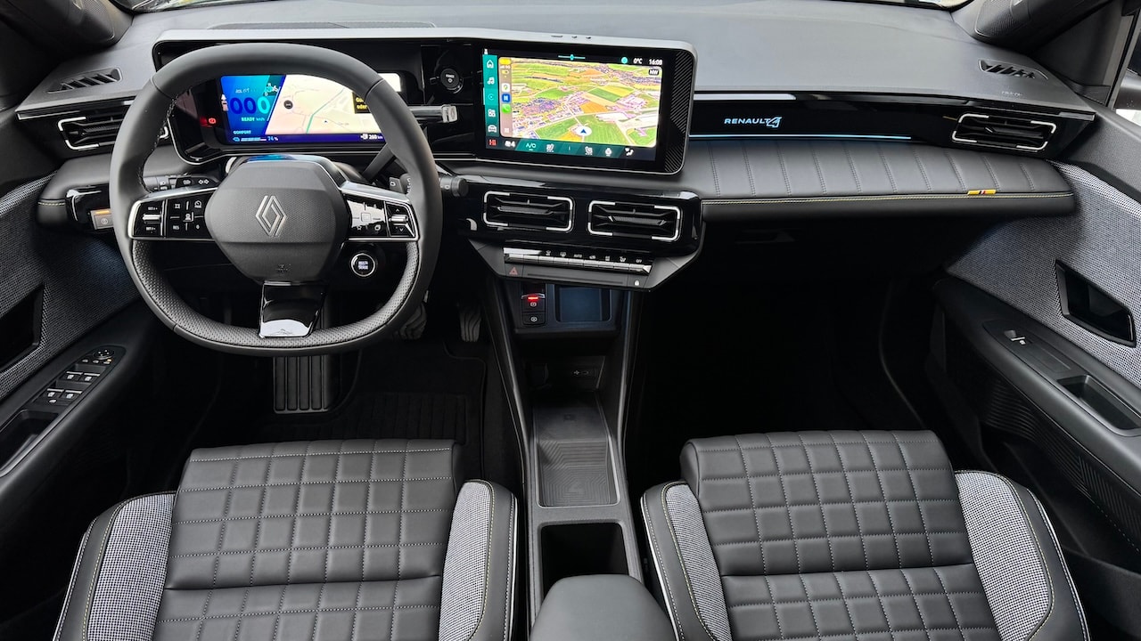 RENAULT R4 E-Tech Comfort Range 52 kWh Iconic * Vollausstattung * Toutes Options *-image-15
