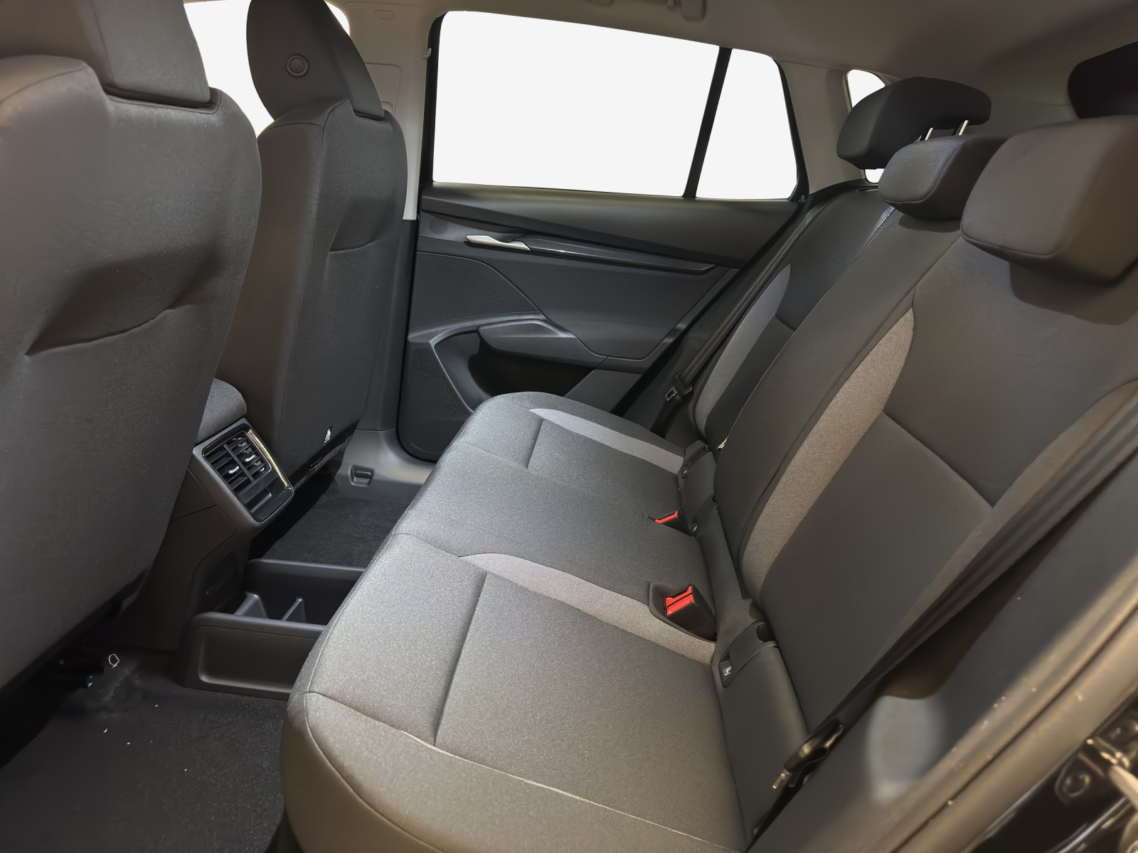 SKODA Elroq 60-image-11