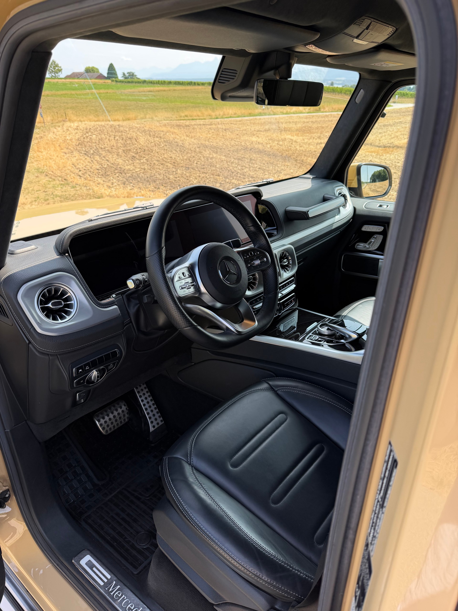 MERCEDES-BENZ G 500 AMG Line-image-4