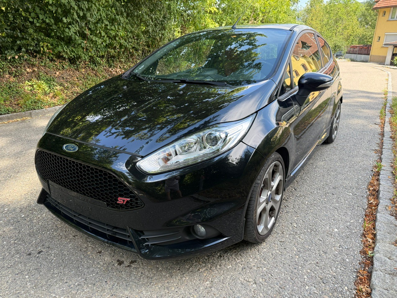 FORD Fiesta 1.6 SCTi ST-2-image-0