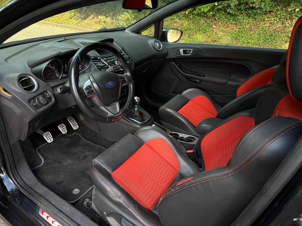 FORD Fiesta 1.6 SCTi ST-2-image-7