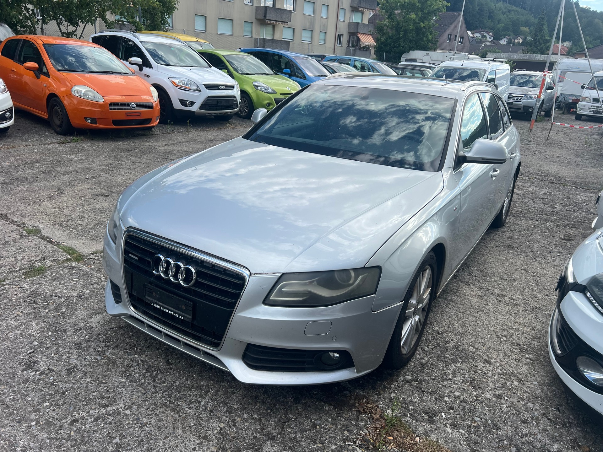 AUDI A4 Avant 3.0 V6 TDI quattro-image-1