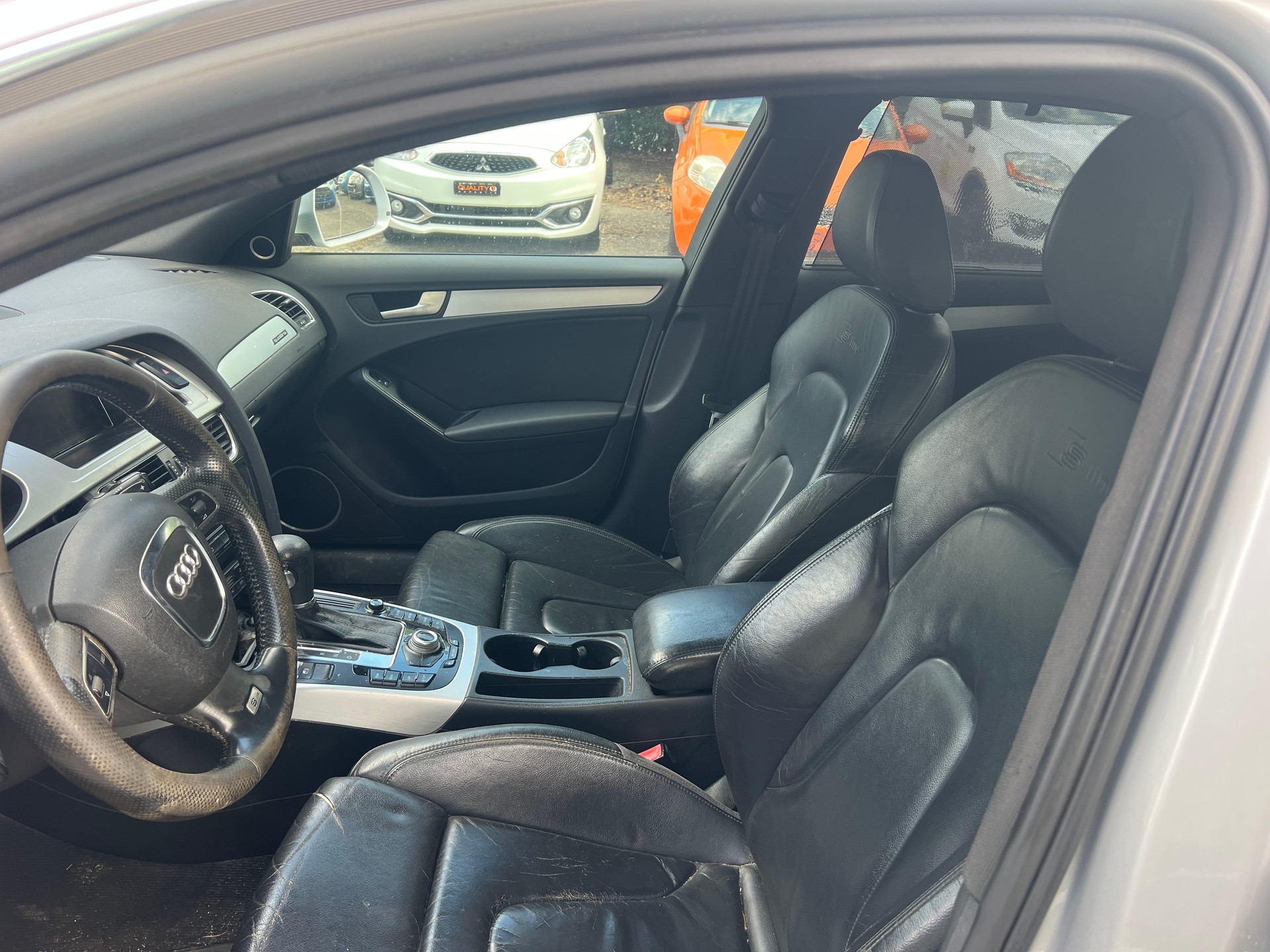AUDI A4 Avant 3.0 V6 TDI quattro-image-7