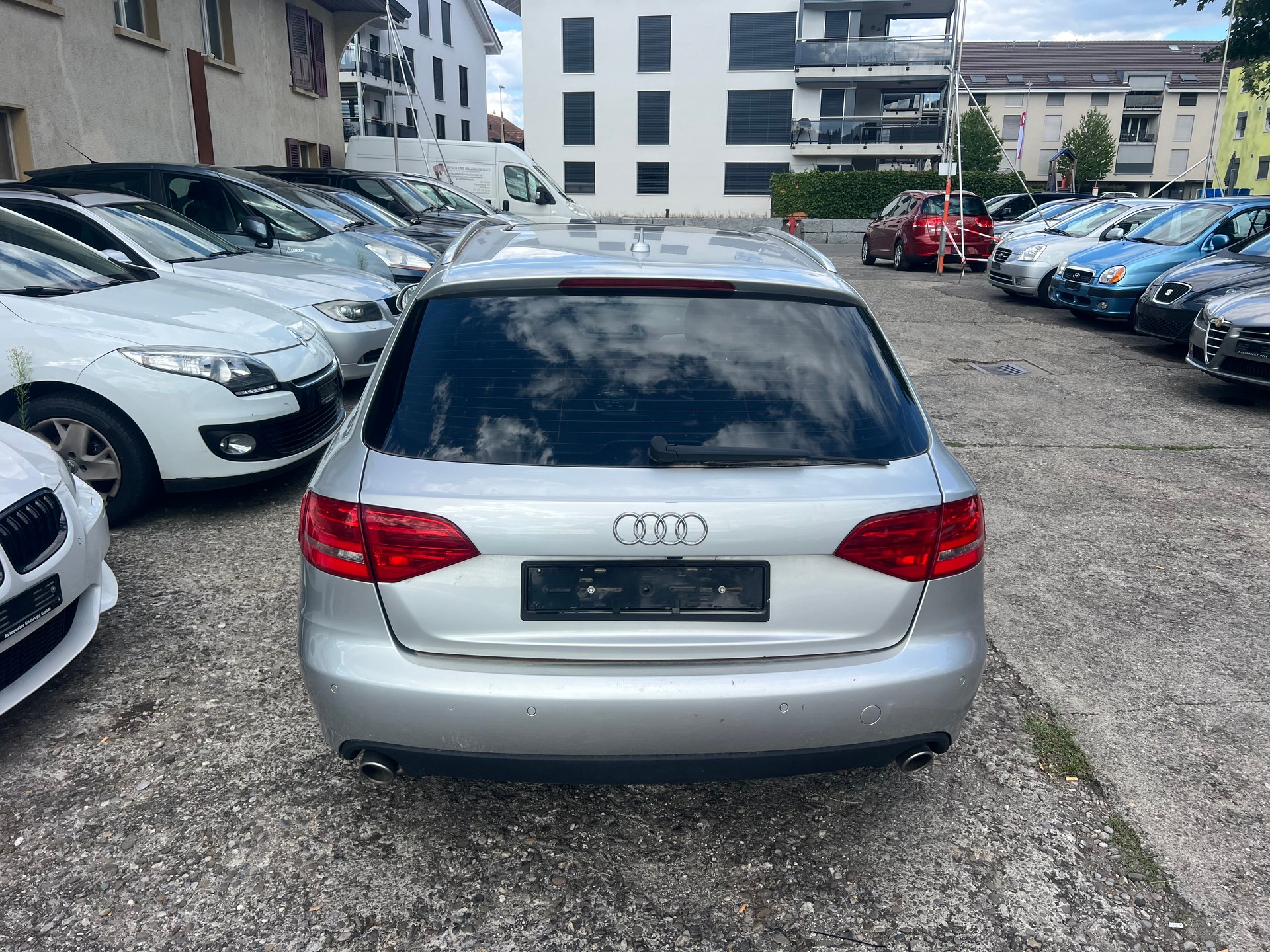AUDI A4 Avant 3.0 V6 TDI quattro-image-3