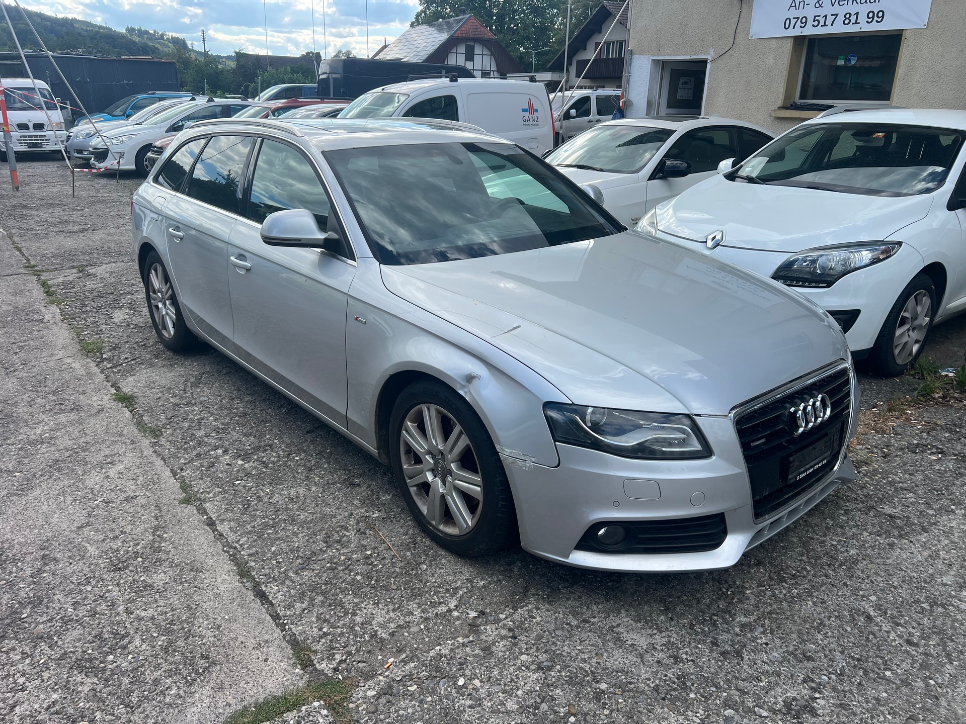 AUDI A4 Avant 3.0 V6 TDI quattro-image-2