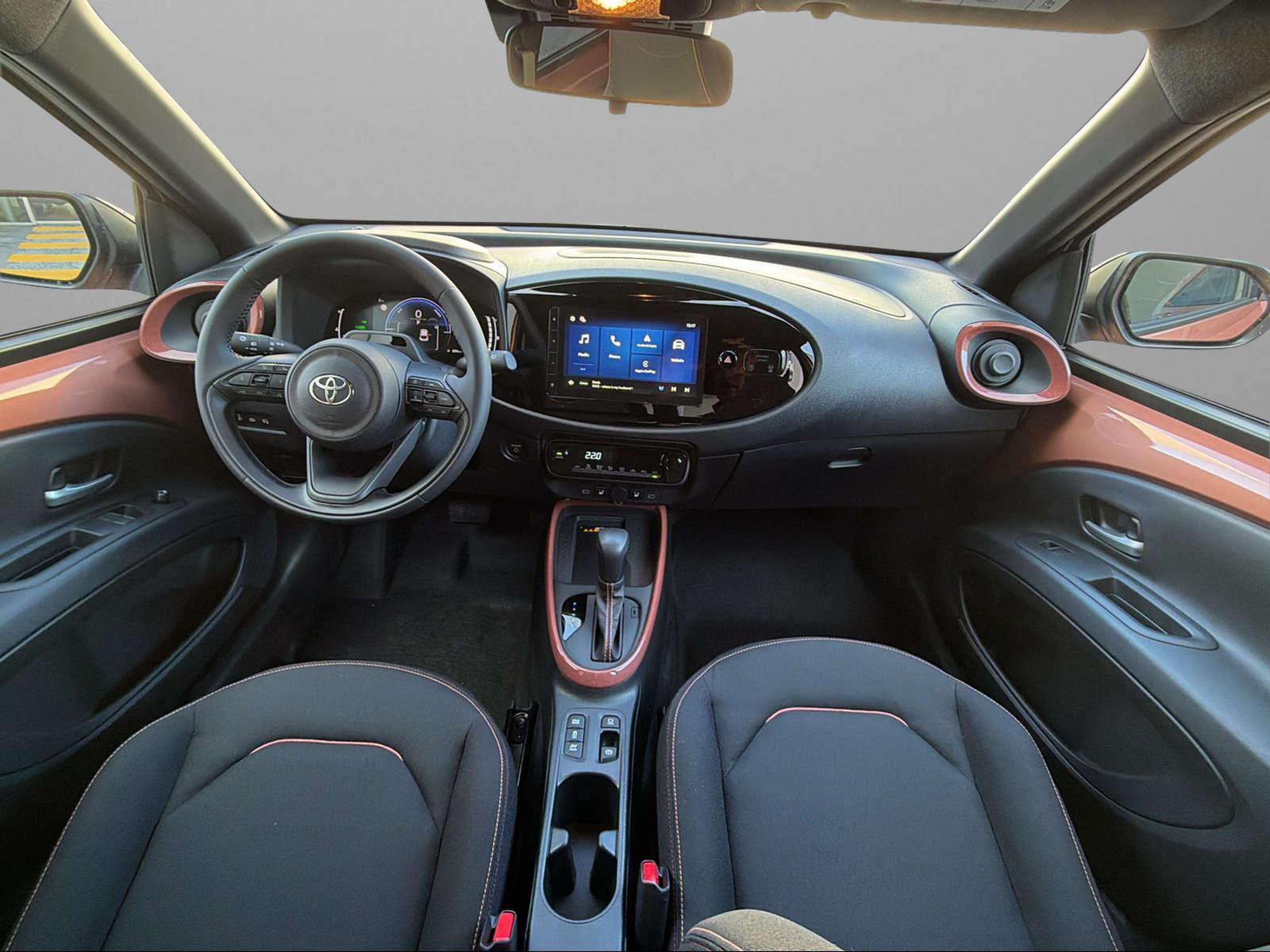 TOYOTA Aygo X 1.5 VVT-i HSD Trend-image-6