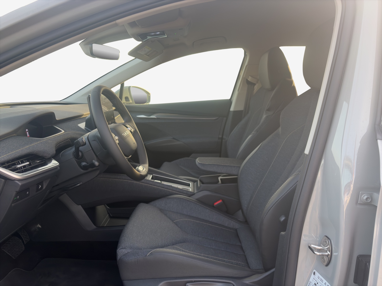 SKODA Elroq 85-image-8
