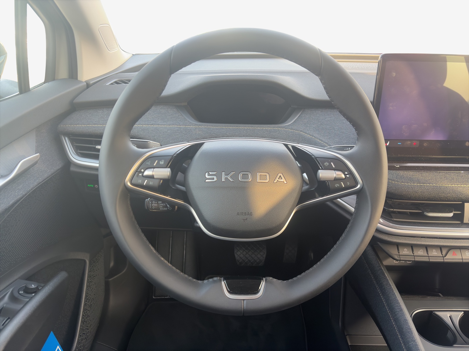 SKODA Elroq 85-image-10