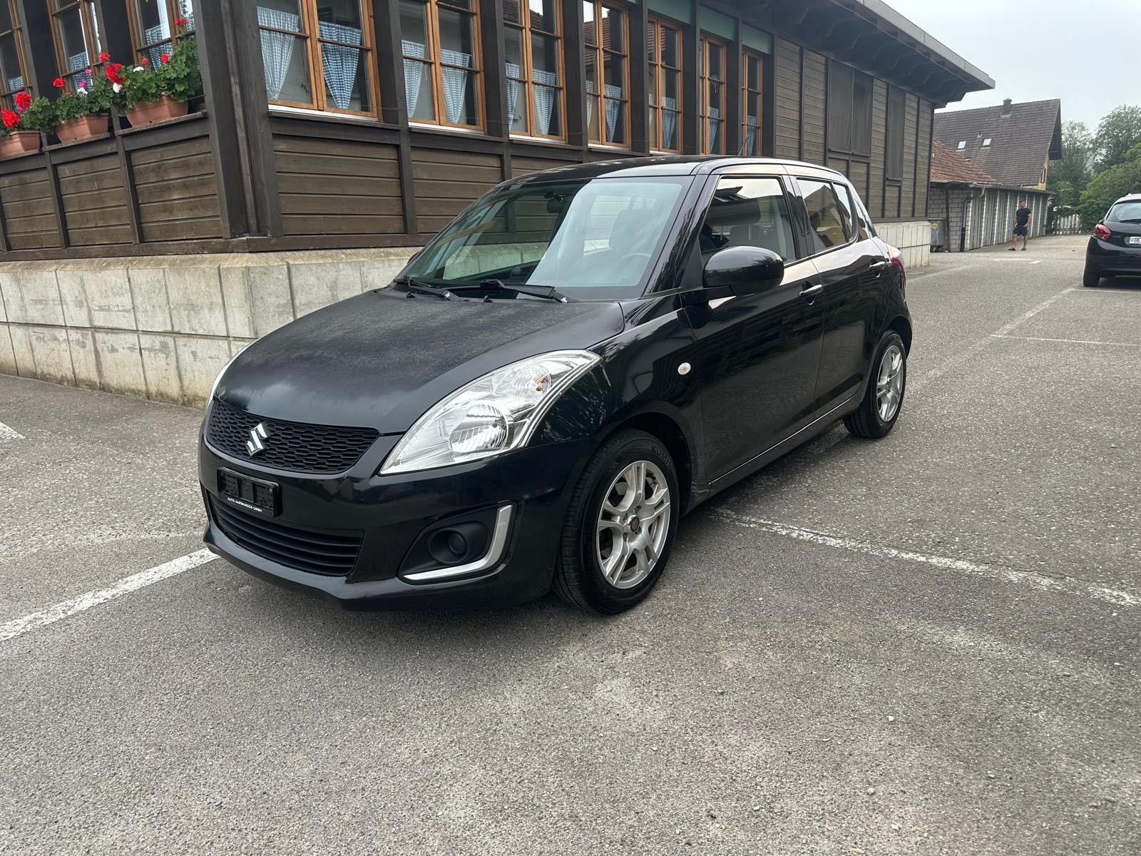 SUZUKI Swift 1.2i 16V GL-image-1