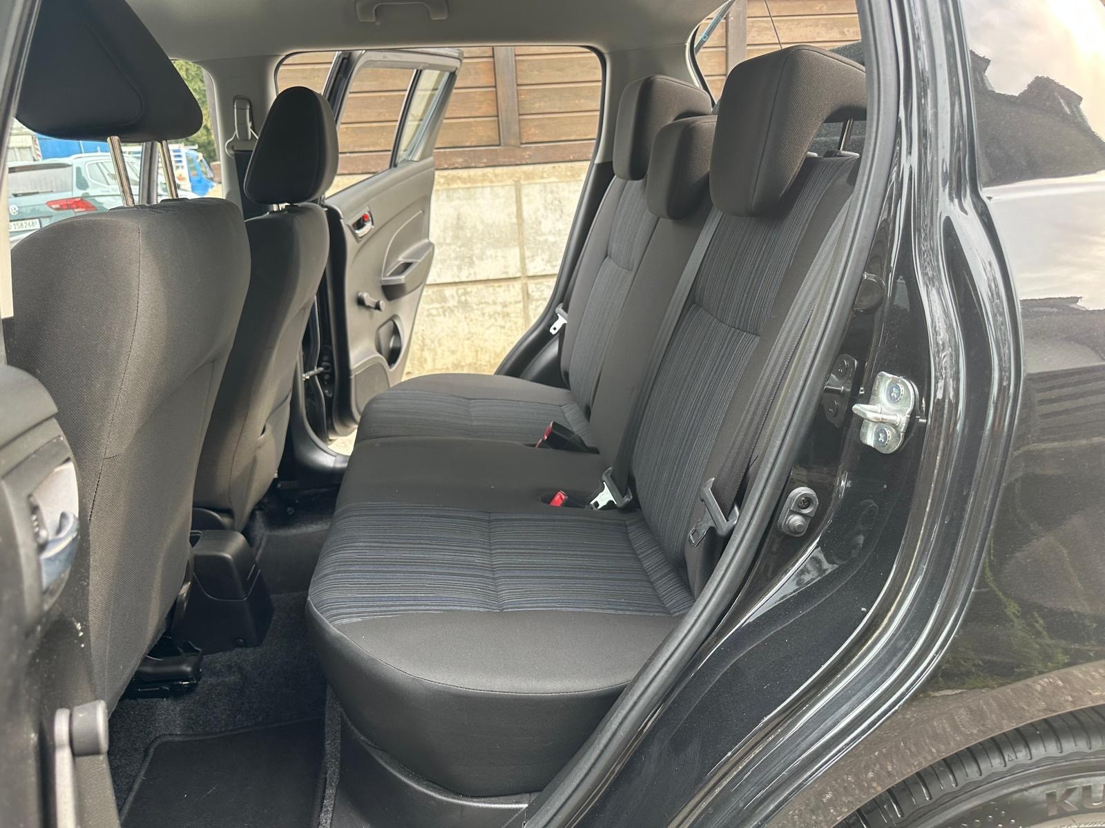 SUZUKI Swift 1.2i 16V GL-image-10